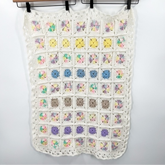 Granny Square Crochet Baby Blanket - Picture 1 of 9